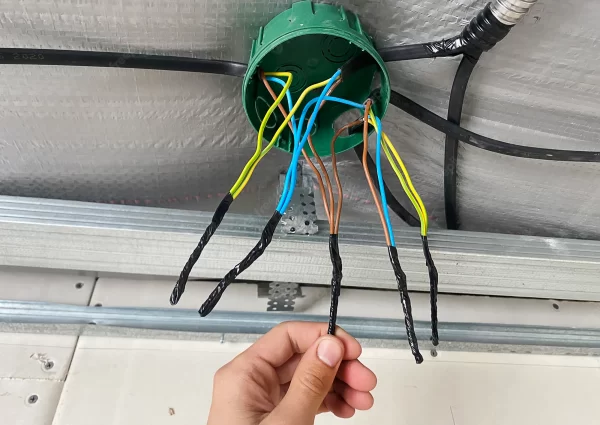 how to wire a junction box