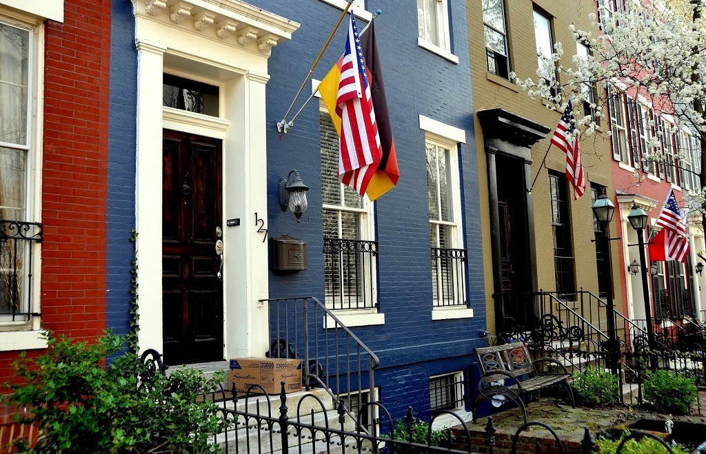 Mount a Flag on Brick House