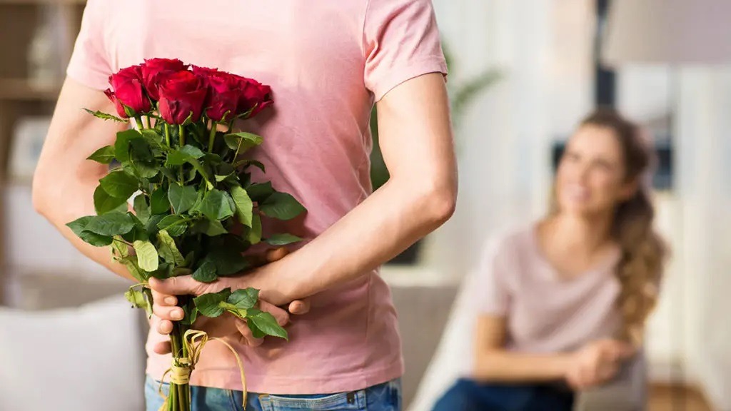 Romantic Valentine's Day Flower Arrangements