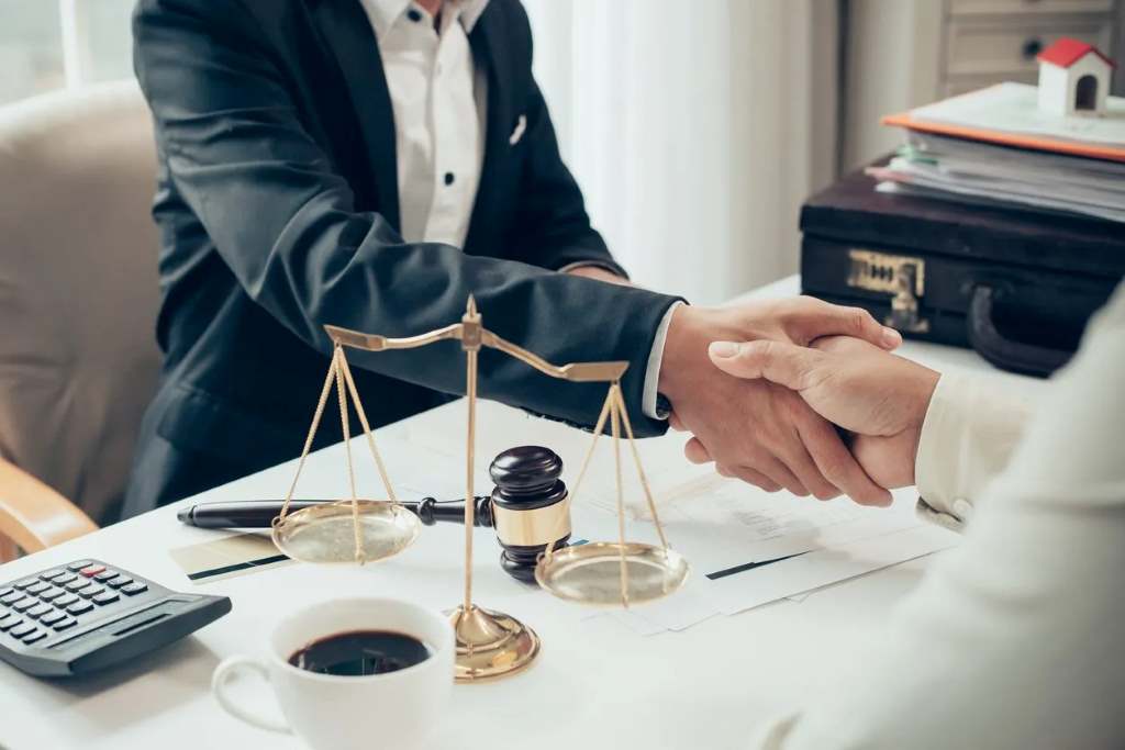 Houston Personal Injury Lawyers: Free Consultations