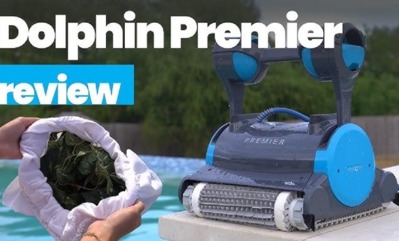 What pool types can the Dolphin Premier handle