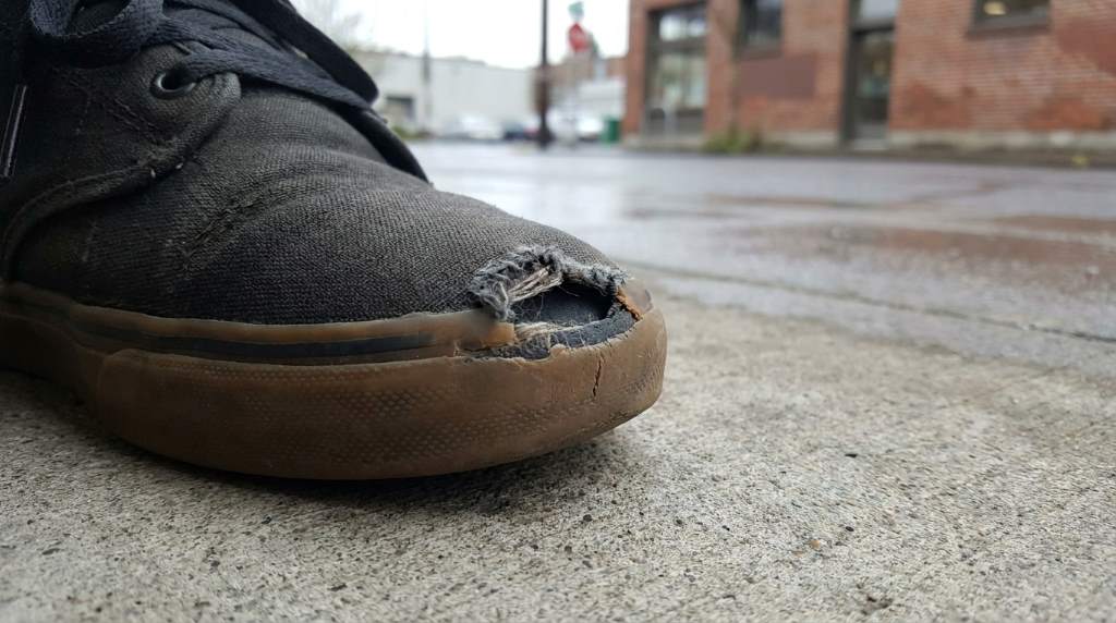 Skateboard setup inspection for reducing shoe toe wear